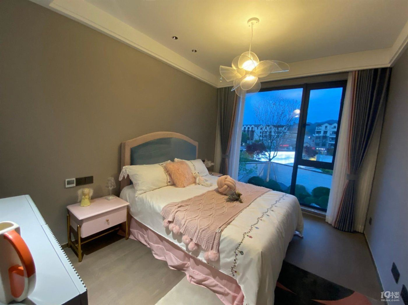 (中式排屋合院别墅)临安青云府 带双层地下室花园大露台车位