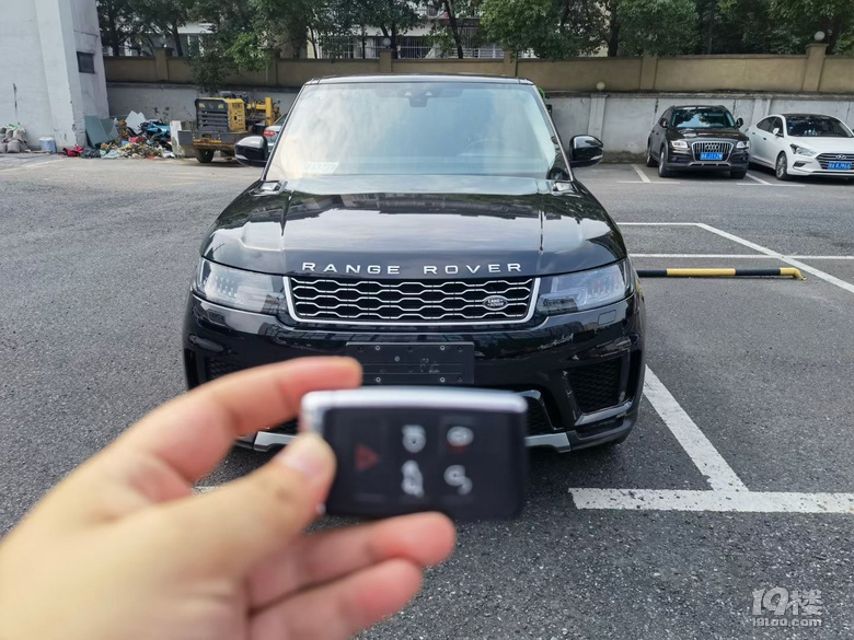 杭州租车新款路虎揽胜运动自驾租车路虎越野车出租豪车租赁