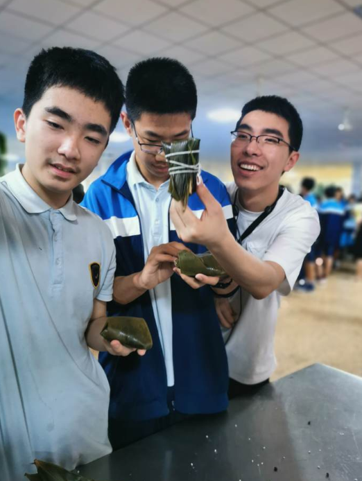 杭州初三班主任写下万字离别赠言：在我心里，你们都是未来大牛