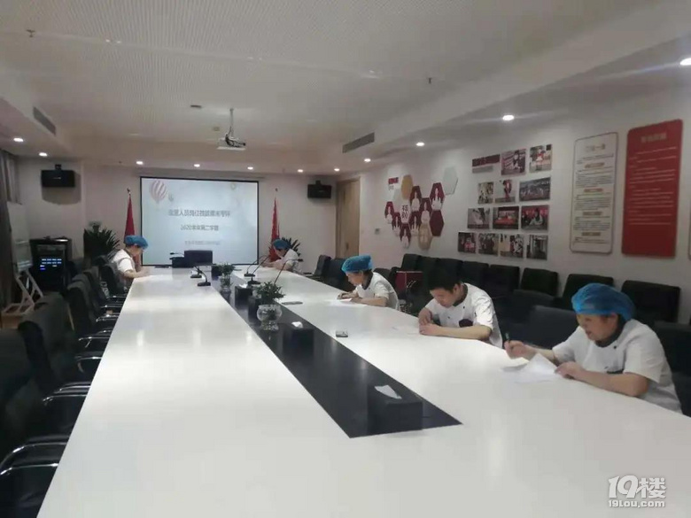 食堂阿姨也要比赛?这所幼儿园开展了食堂人员岗位技能展示活动
