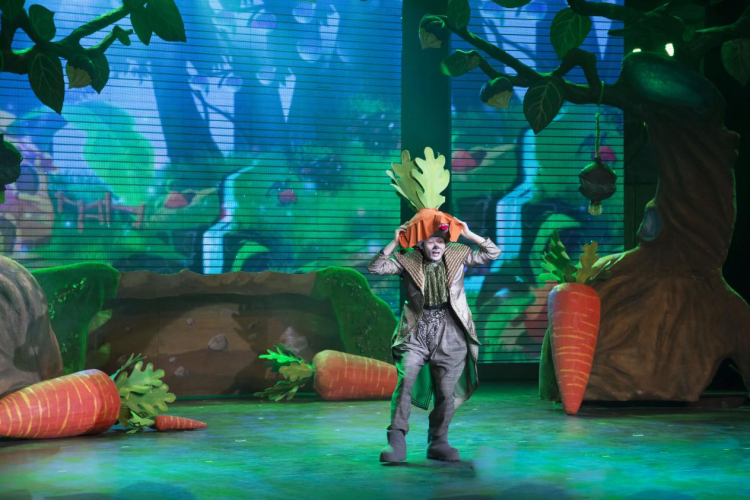 大灰狼出没请注意儿童剧小红帽周日开演记得带娃来打卡