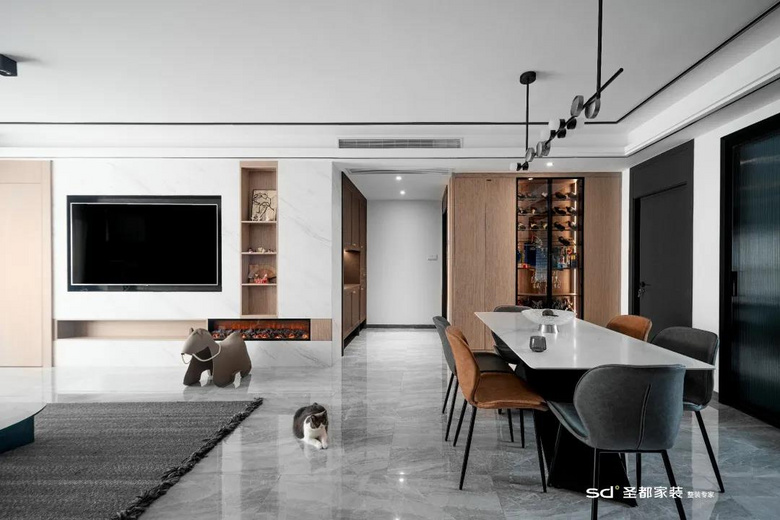 5����װ����С�Ļ�������������¸߶ȣ�