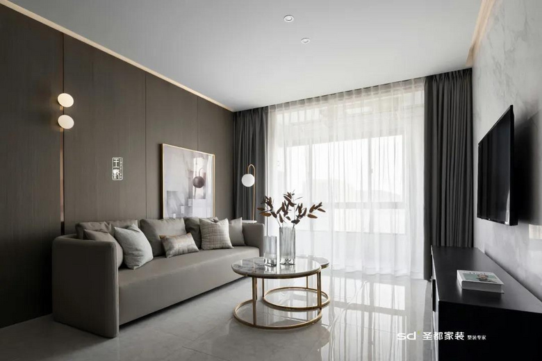 5����װ����С�Ļ�������������¸߶ȣ�