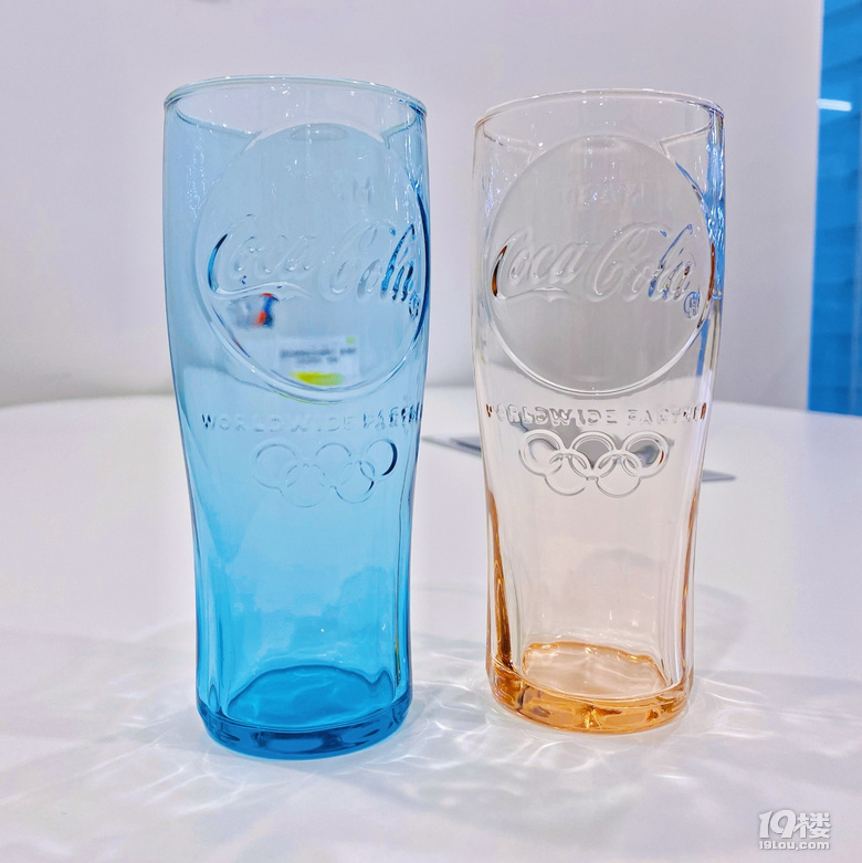 来了！麦当劳6色可乐杯免费送，带你畅饮一“夏”