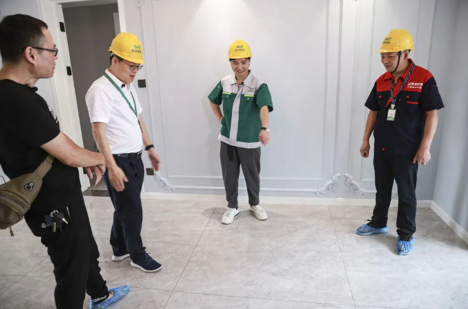 �������¹��ء���ͻ�һ�����չ��أ�������ʵ��ʥ��Ʒ��