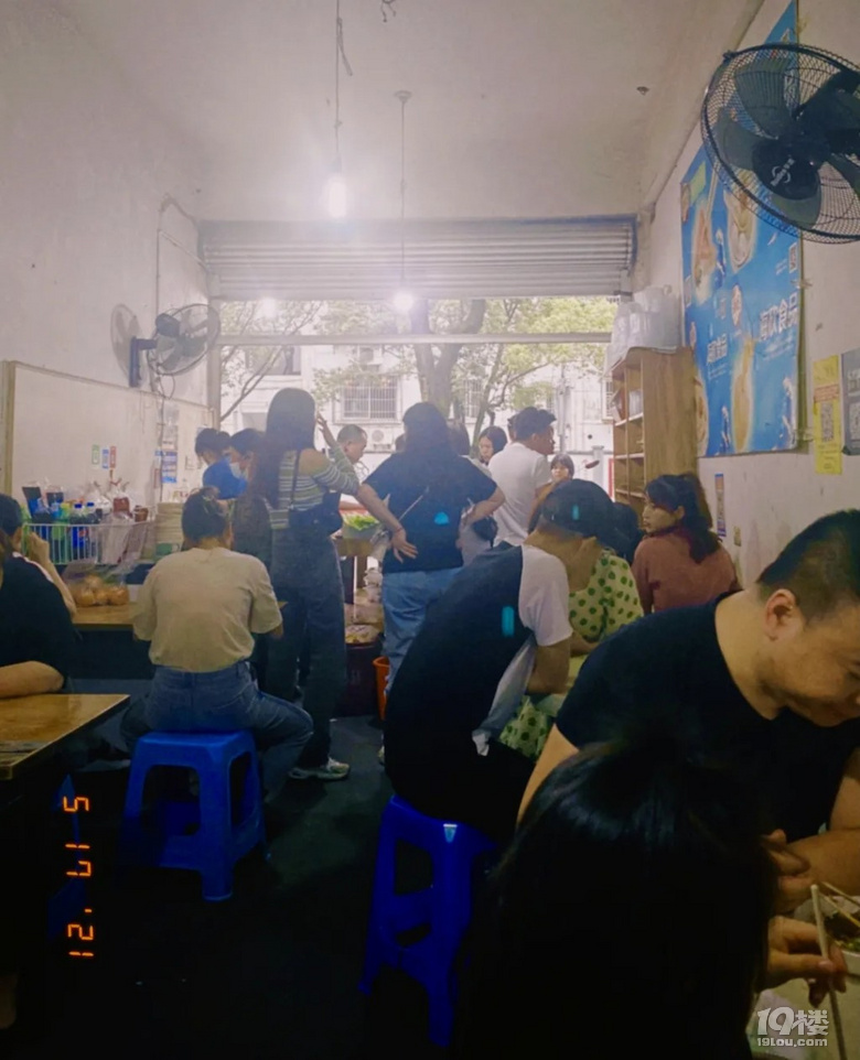 衢州麻辣烫绝对是独一无二的