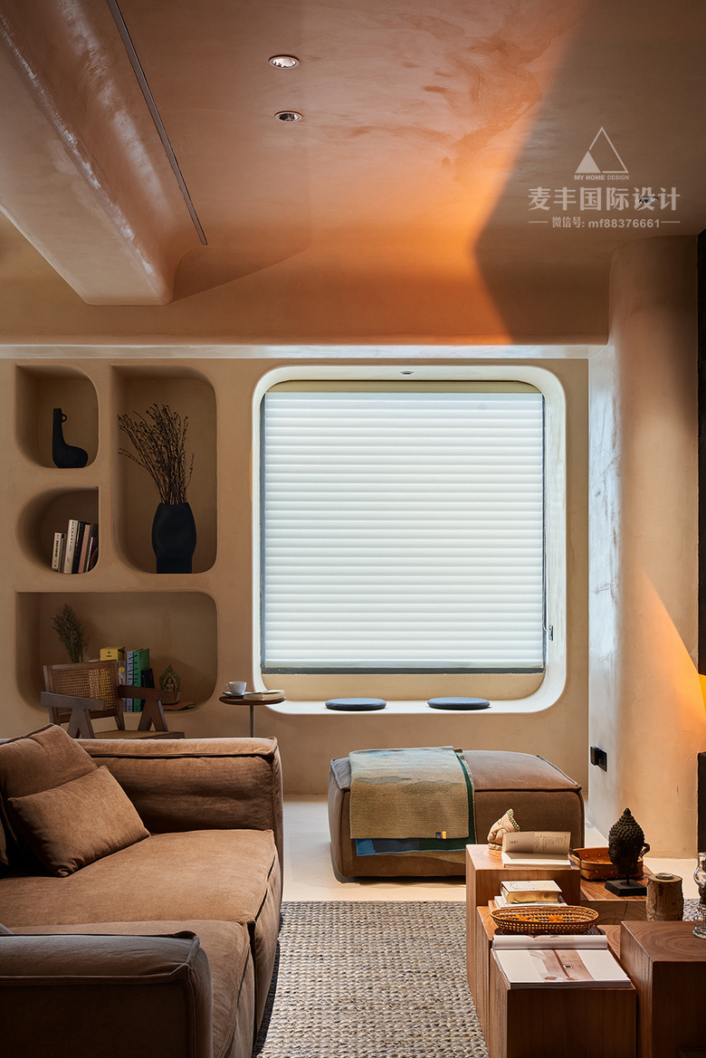 ���ɻ�����װ���似��~