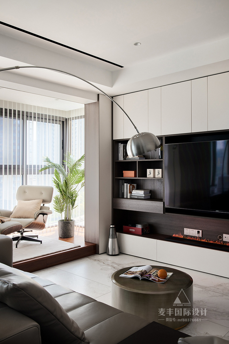 ���ɻ�����װ���似��~