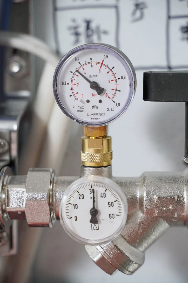 ������Լ�� ���ұ��֡�ǧ����ǧ�칤��Ѳ��