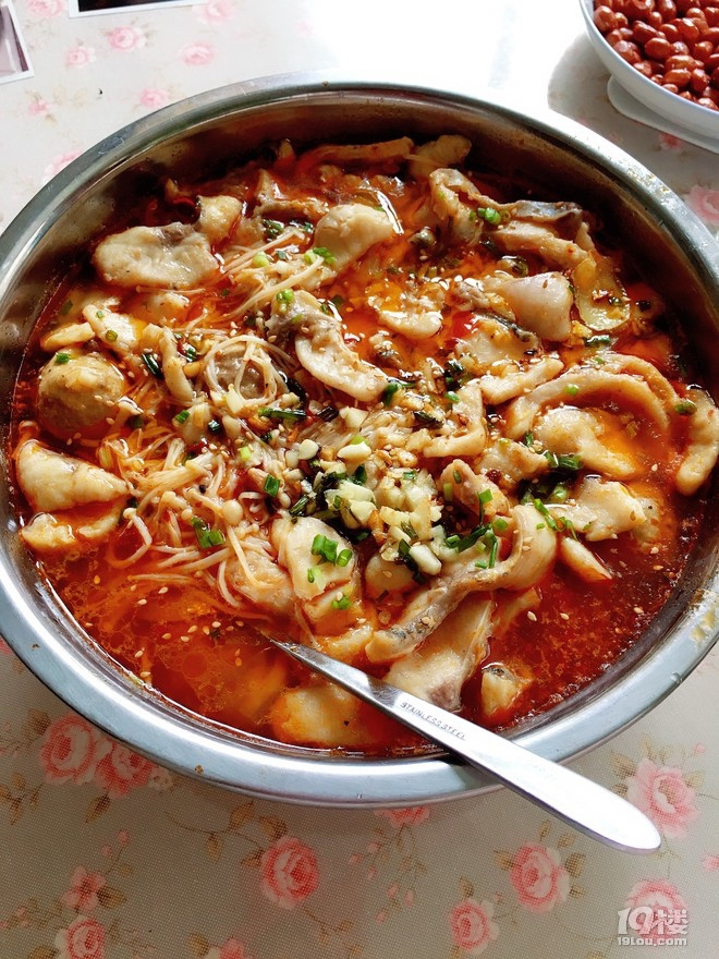 虽然很辣、很麻， 但是够下饭[表情]