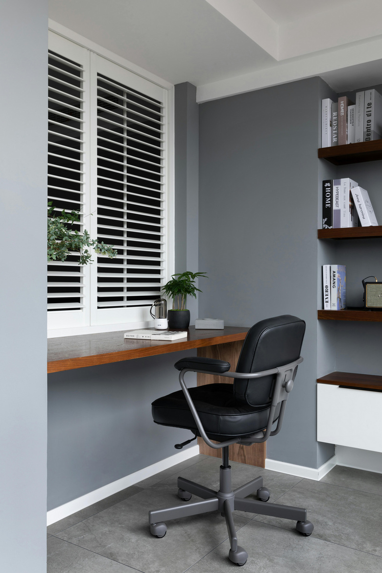 143�O�ִ���Լ���ռ���ɫ��������Ȼɫ��ʵľ��ײ���˾ӵ��¶�