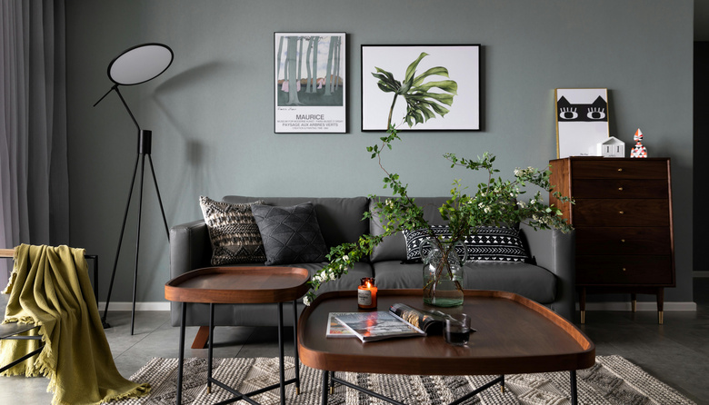 143㎡现代简约,空间冷色基调,自然色和实木碰撞出宜居的温度