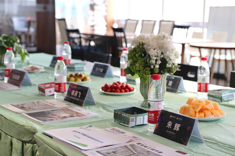 ˫ ڷչ&йƶǻۼͥӪĽֻ