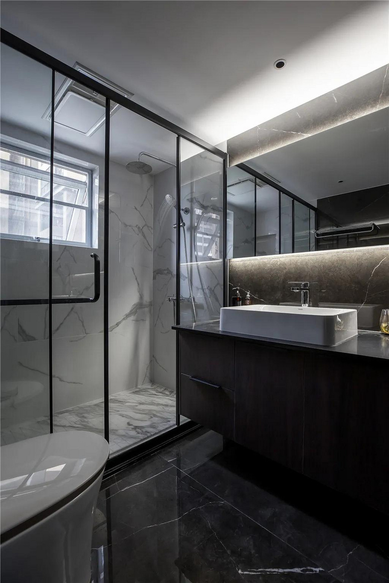 130㎡现代简雅风,营造出高级优雅的时尚与档次感