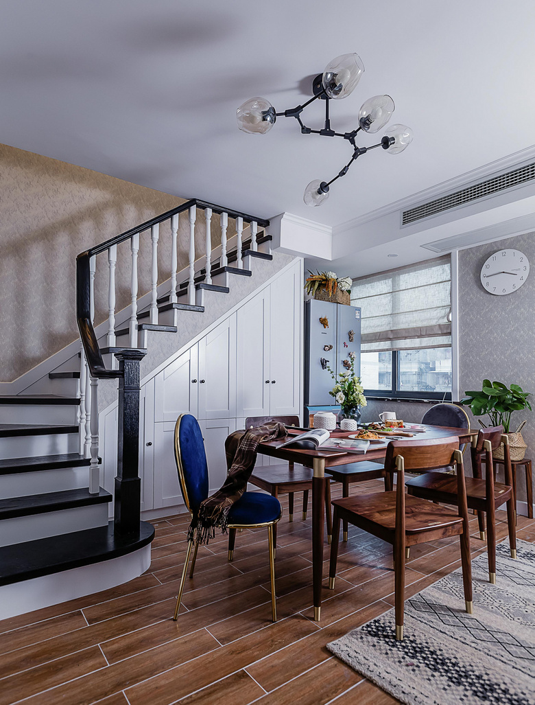 133�O��ŷ���ŷ磬����ľ�ʸкͽ���ʱ�и�������Ʒ�ʿռ�