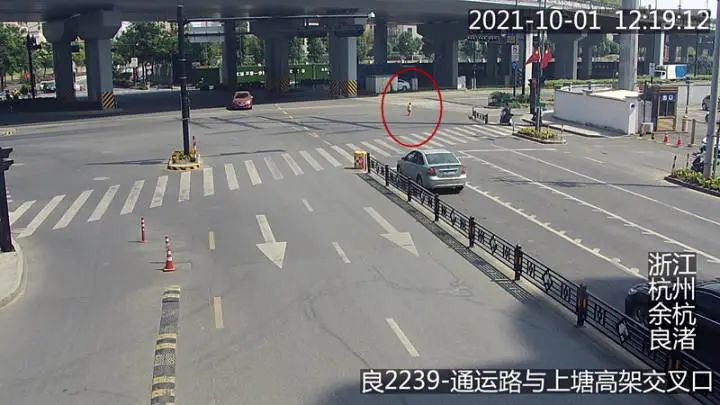 短短4小时，在路上“捡”到多个娃！警察紧急提醒：父母们长点心