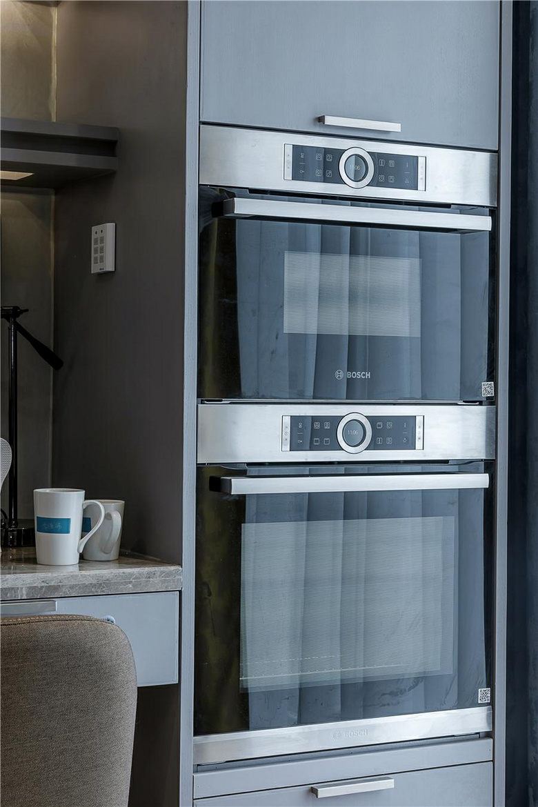 127�O�ִ����֣�Ѥ��ɫ�ʻ滭����������ֲ�������ռ����շ緶