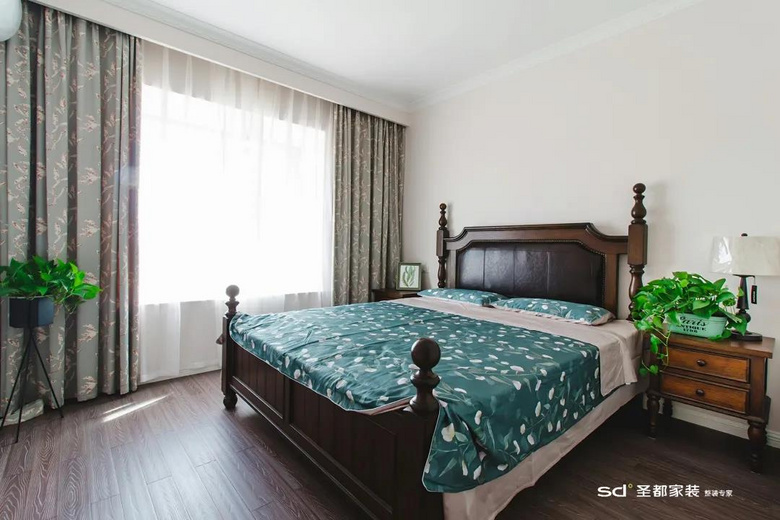 ��ʽ���10�����Ҫ�أ�һ�봩Խ���羭�䳡����