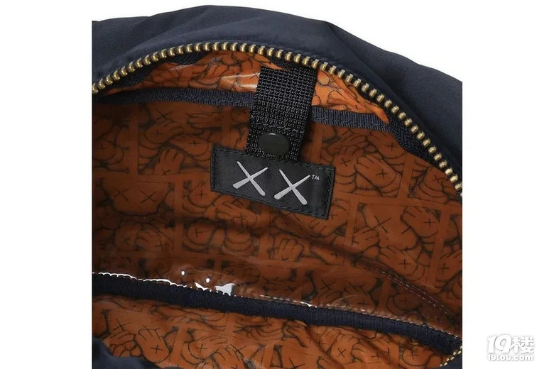 「KAWS x PORTER」聯(lián)名推出全新「IRON BLUE」配色包款!