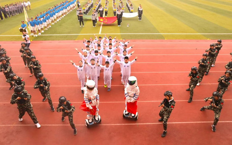 百年傳承養(yǎng)正逐夢(mèng),競(jìng)越賽場(chǎng)強(qiáng)國(guó)有我