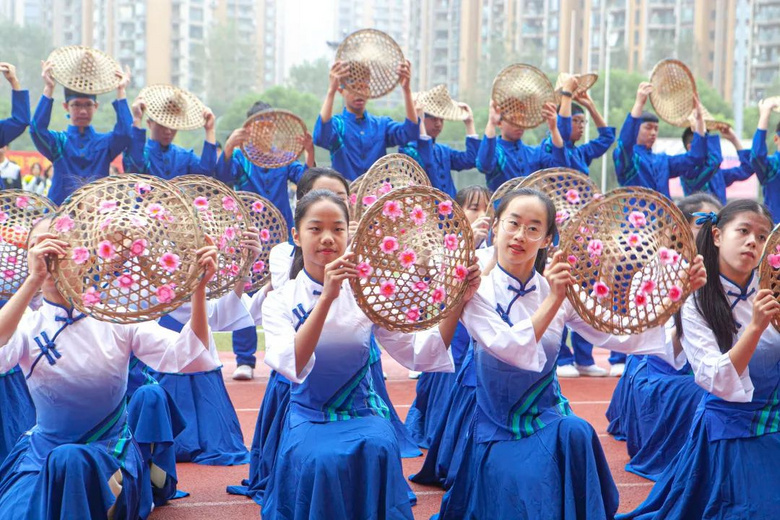 百年傳承養(yǎng)正逐夢(mèng),競(jìng)越賽場(chǎng)強(qiáng)國(guó)有我