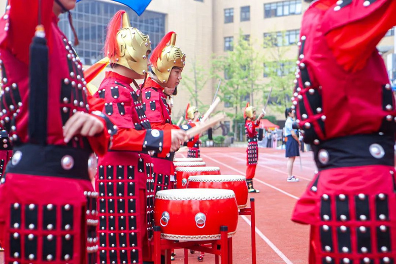 百年傳承養(yǎng)正逐夢(mèng),競(jìng)越賽場(chǎng)強(qiáng)國(guó)有我