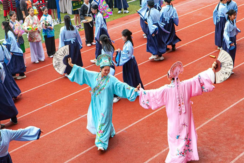 百年傳承養(yǎng)正逐夢(mèng),競(jìng)越賽場(chǎng)強(qiáng)國(guó)有我