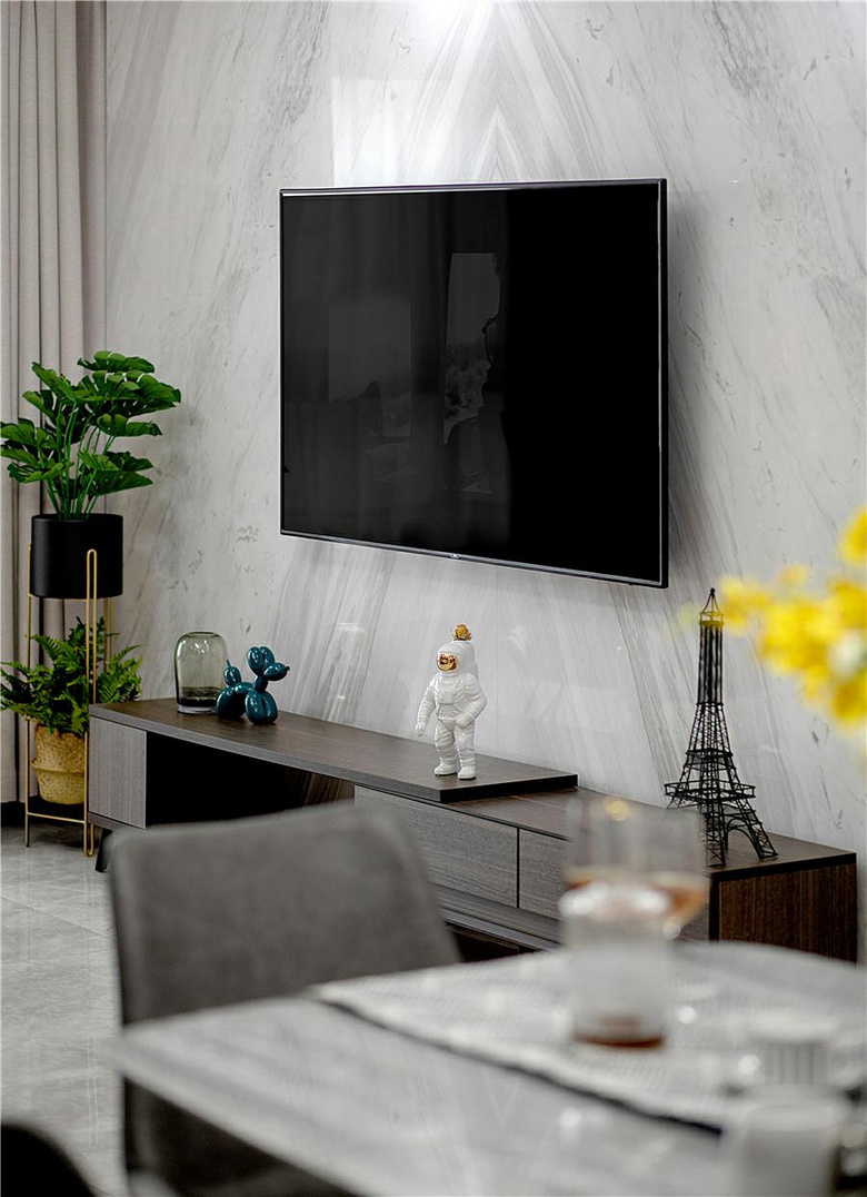 126�O���ݷ磬����ĺڰ׻�������ů��ľɫ��֪�����л��ں�