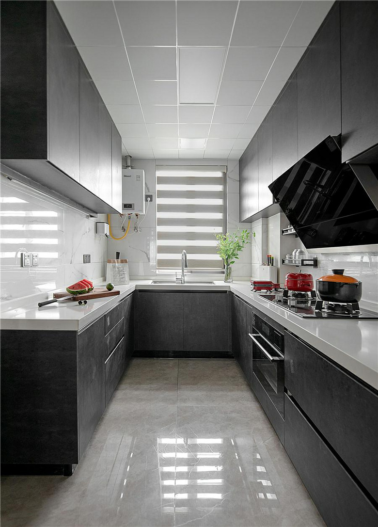 126�O���ݷ磬����ĺڰ׻�������ů��ľɫ��֪�����л��ں�