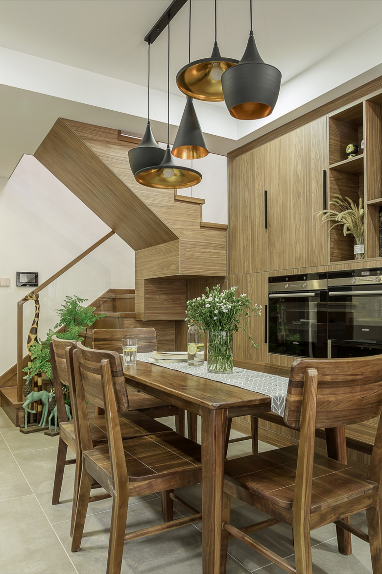 把家装修成森林是一种什么体验?140㎡北欧原木风,绿植生机满满