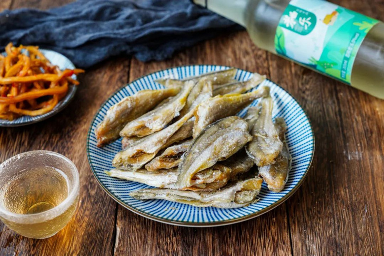 香！酥！鮮！饞哭辦公室的舟山魚(yú)酥現(xiàn)捕現(xiàn)做，59.9元4袋超值
