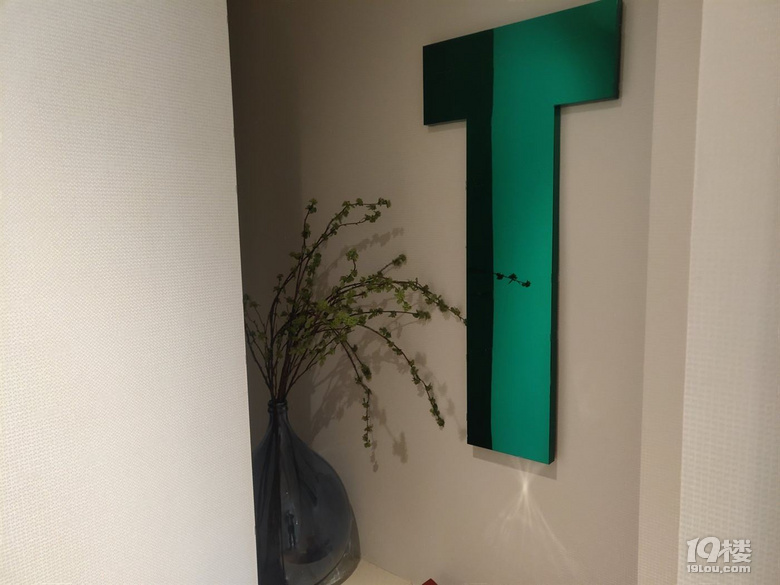 精装修新房子点进来还你一个家看房奔驰接送