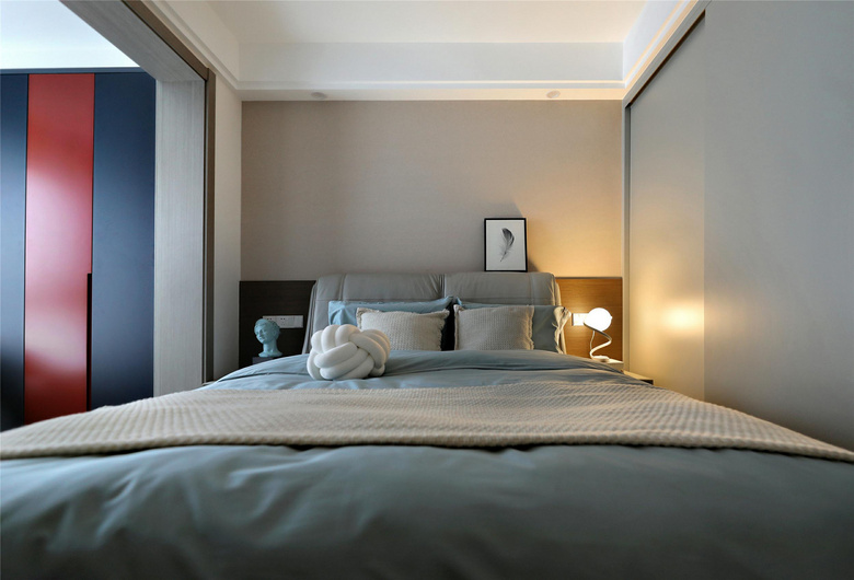 134�O�ִ��磬Ӳװľ��դ��������װ���ӳȺ�ɫ���ڼ�Լ����Ծ