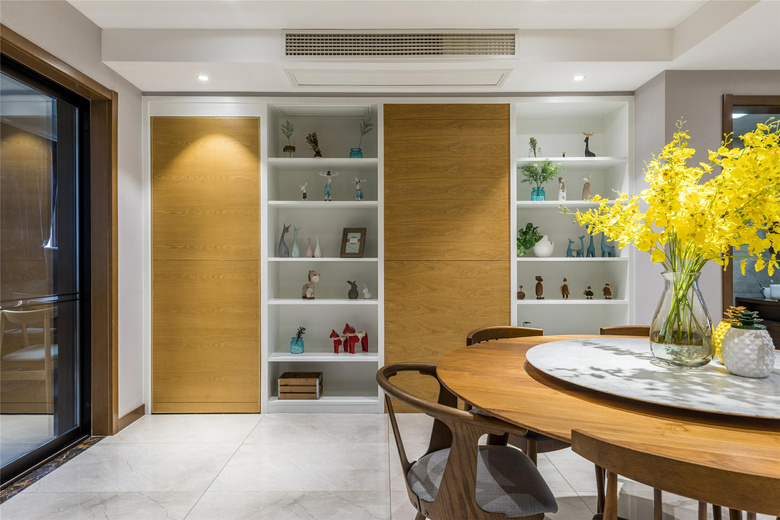 �ÿ���330�O��ŷ����Ծ�㣬��Ľ����