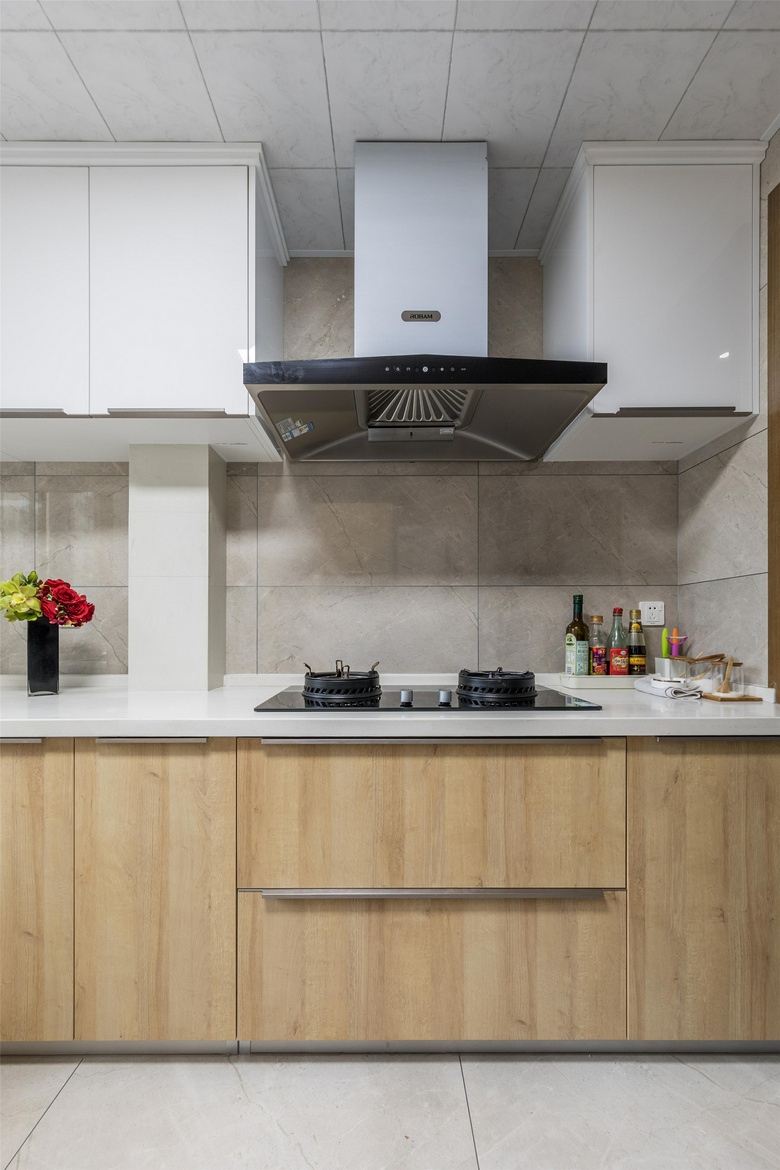 �ÿ���330�O��ŷ����Ծ�㣬��Ľ����