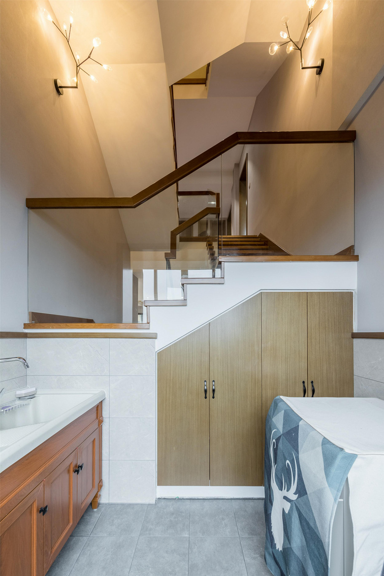 �ÿ���330�O��ŷ����Ծ�㣬��Ľ����