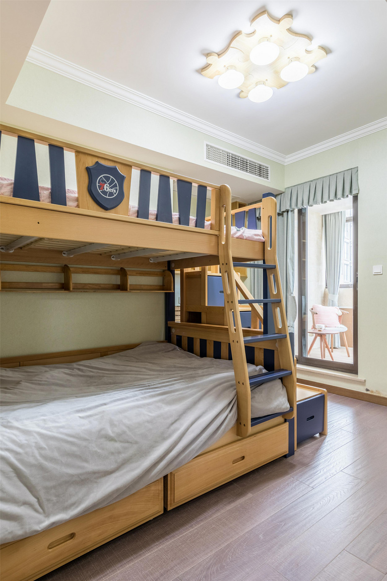 �ÿ���330�O��ŷ����Ծ�㣬��Ľ����