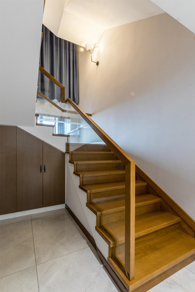 �ÿ���330�O��ŷ����Ծ�㣬��Ľ����