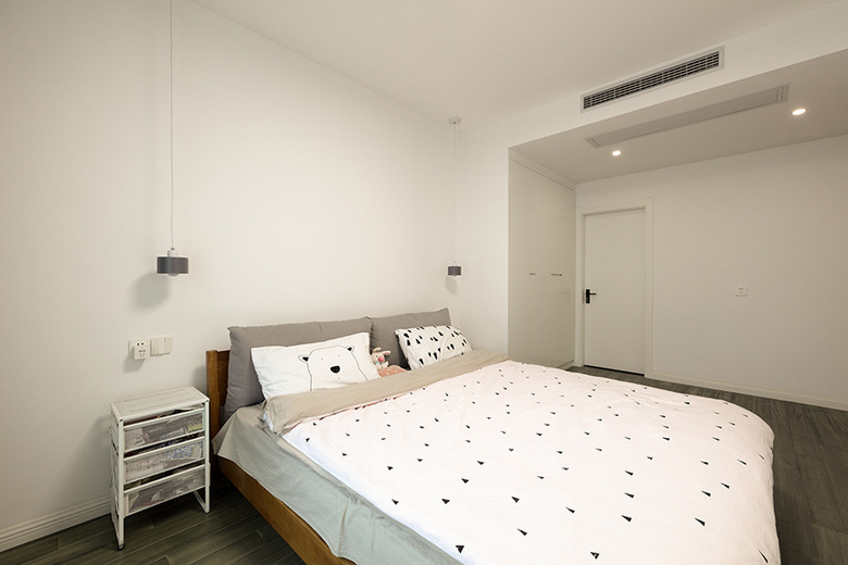 108�O�����˸�ƫ��ı�ŷ��񣬽���͸������һ��