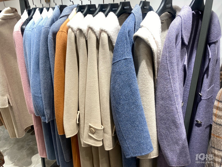 乔司服饰一条街花样还蛮多的