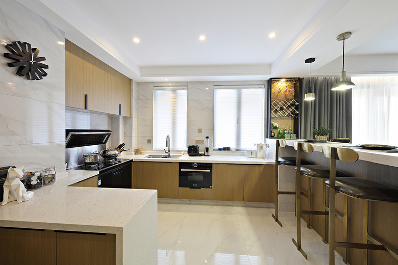 78�OԽ��Լ��Խʱ�е�̨ʽ���ӣ��ѿռ����õ����¡�