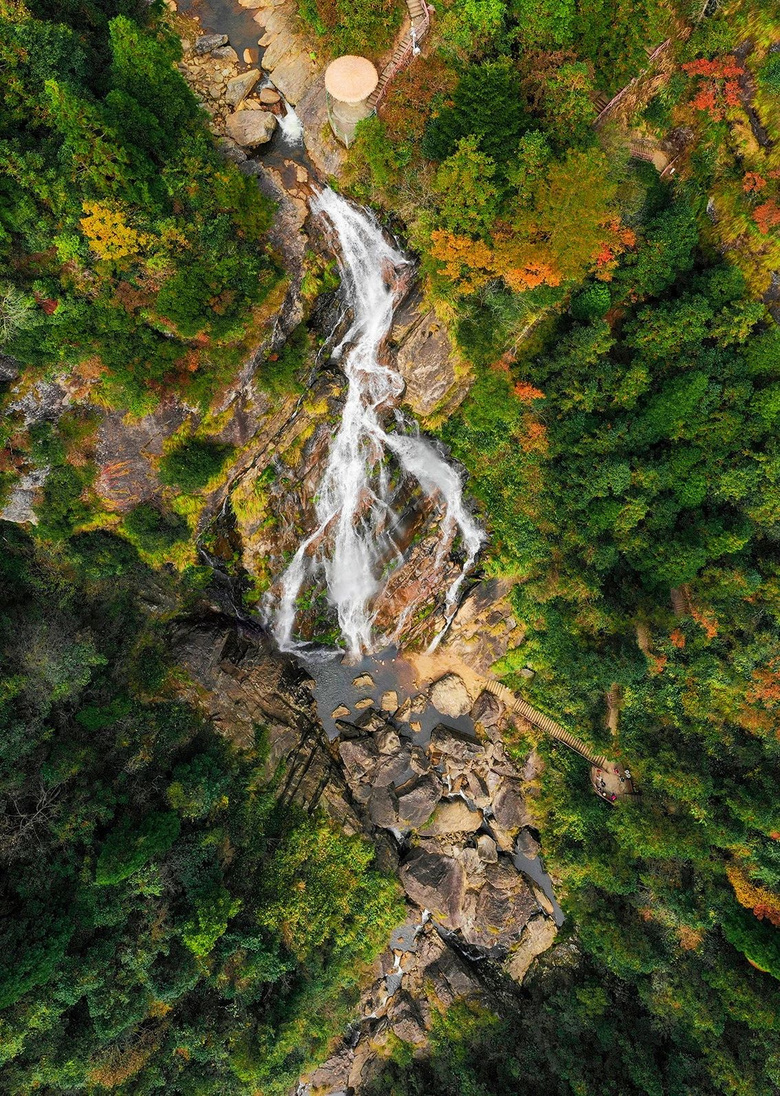 浙江的“盲點”小縣城,被譽為包郵區(qū)里的“香格里拉”