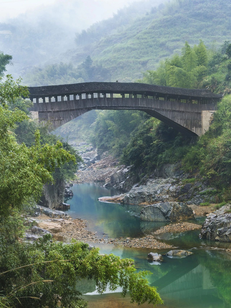 浙江的“盲點”小縣城,被譽為包郵區(qū)里的“香格里拉”
