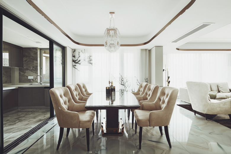 129�O�̰�ɫ���ⷿ���ִ���Լ�ĳ�����ش�