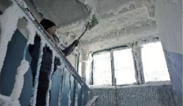 -71℃！看了俄罗斯这个500人小村庄的生活，我牙齿忍不住了