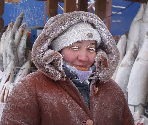 -71℃！看了俄罗斯这个500人小村庄的生活，我牙齿忍不住了