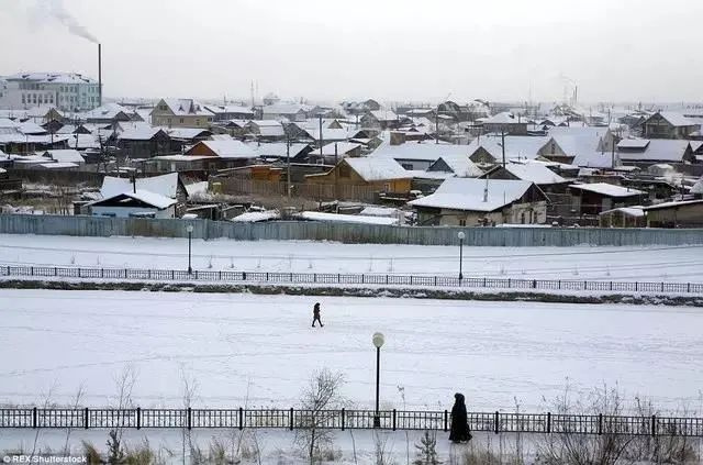 -71℃！看了俄罗斯这个500人小村庄的生活，我牙齿忍不住了