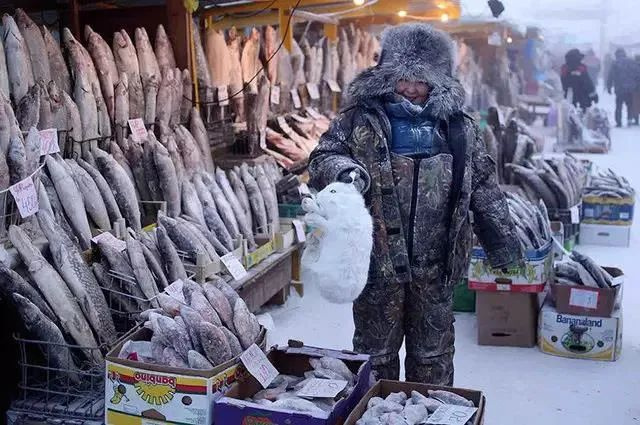 -71℃！看了俄罗斯这个500人小村庄的生活，我牙齿忍不住了