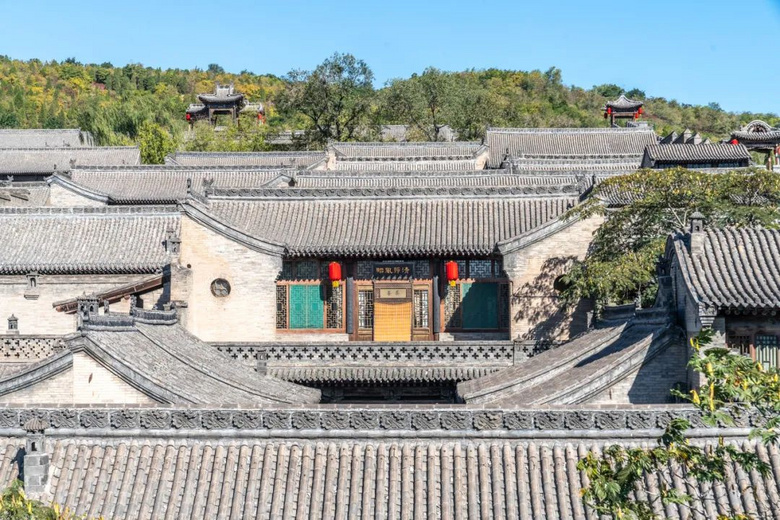 国内最大私人豪宅，历经300多年建成，被称“中国民间故宫”