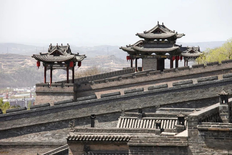 国内最大私人豪宅，历经300多年建成，被称“中国民间故宫”